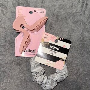 Scunci-NWT Blush Hair Clip and Gray Scrunchie Set